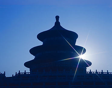 Temple of Heaven dating from the Ming Dynasty, at dawn, UNESCO World Heritage Site, Beijing, China, Asia