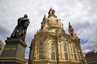 statue of Martin Luther in front of his church in the city of Dresden