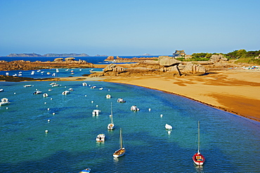 Beach of Tregastel, Cote de Granit Rose, Cotes d'Armor, Brittany, France, Europe