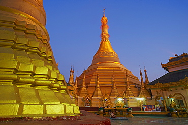 Kyaikthanian Paya temple and monastery, Mawlamyine (Moulmein), Mon State, Myanmar (Burma), Asia