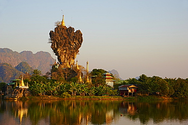 Kyauk Kalap Monastery, Hpa-An, Karen State, Myanmar (Burma), Asia