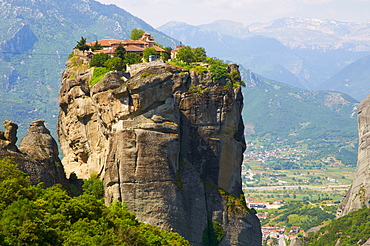 Monastery of the Holy Trinity (Agia Triada), Meteora, UNESCO World Heritage Site, Greece, Europe