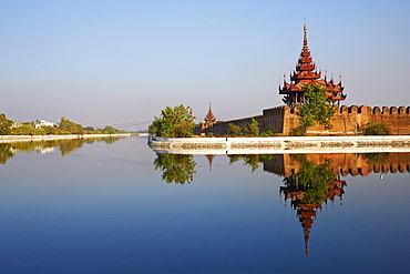 Moat and palace, Mandalay Palace, Mandalay, Myanmar (Burma), Asia