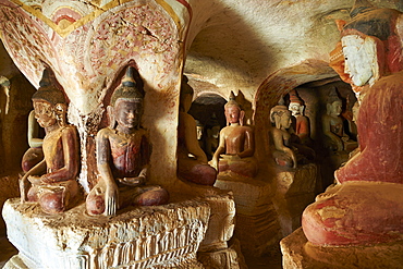 Buddha statues in the Po Win Daung Buddhist cave, dating from the 15th century, Monywa, Sagaing Division, Myanmar (Burma), Asia