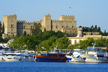 Fortress and the Palace of Grand Masters, UNESCO World Heritage Site, Rhodes city, Rhodes, Dodecanese, Greek Islands, Greece, Europe