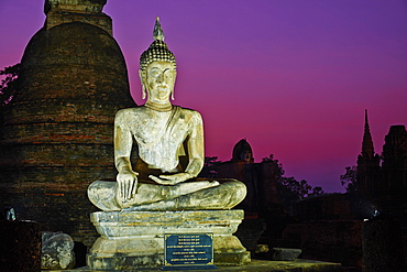 Wat Mahatat, Sukhothai Historical Park, UNESCO World Heritage Site, Sukhothai, Thailand, Southeast Asia, Asia