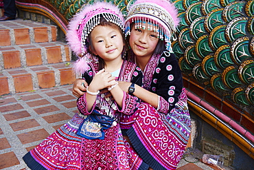 Young Lana girl, Wat Phra That Doi Suthep, Chiang Mai, Thailand, Southeast Asia, Asia