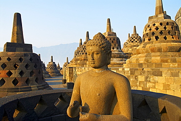 Borobudur, Buddhist archaeological site dating from the 9th century, UNESCO World Heritage Site, Java, Indonesia, Southeast Asia, Asia