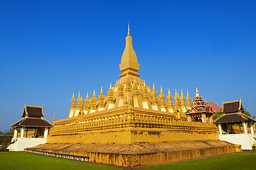 Pha That Luang, symbol of the Laos sovereignty, Buddhist religion and the city of Vientiane, Vientiane, Laos, Indochina, Southeast Asia, Asia