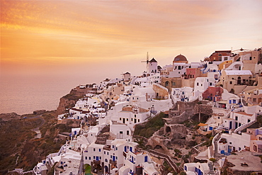 Oia (Ia) village and windmill, Santorini, Cyclades, Greek Islands, Greece, Europe