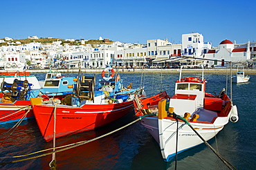 Old harbour and red church, Mykonos Town, Chora, Mykonos Island, Cyclades, Greek Islands, Greece, Europe