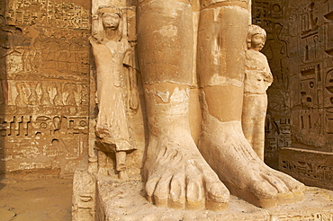 Detail, Medinet Habou temple, West Bank of the River Nile, Thebes, UNESCO World Heritage Site, Egypt, North Africa, Africa