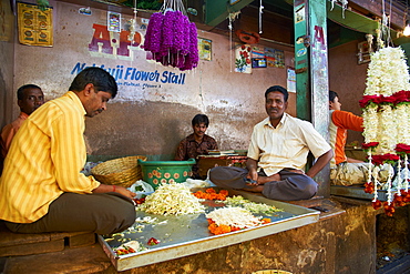 Flowers for sale, Devaraja market, Mysore, Karnataka, India, Asia