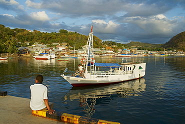 Fishing boat, Harbour of Labuanbajo, Labuanbajo Bay, Flores, Indonesia, Southeast Asial Asia