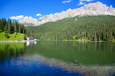 Lago di Misurina, Belluno Province, Veneto, Italian Dolomites, Italy, Europe