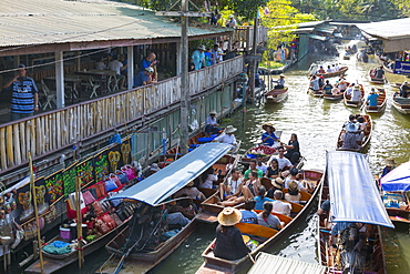 Damnoen Saduak Floating Markets, Bangkok, Thailand, Southeast Asia, Asia