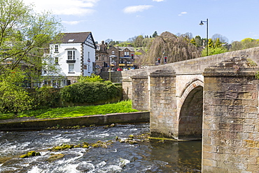 The bridge over the River Derwent, Matlock Town, Derbyshire Dales, Derbyshire, England, United Kingdom, Europe