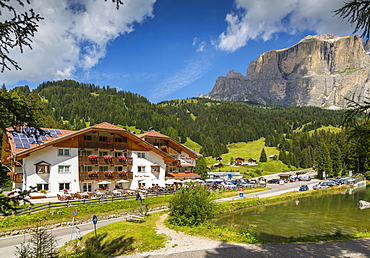 Hotel Lupo Bianco Wellness and Walking Canazei, Passo Pordoi with mountain backdrop, South Tyrol, Italian Dolomites, Italy, Europe