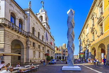 View of modern art and Palazzo Moroni, Comune di Padova, Padua, Veneto, Italy, Europe