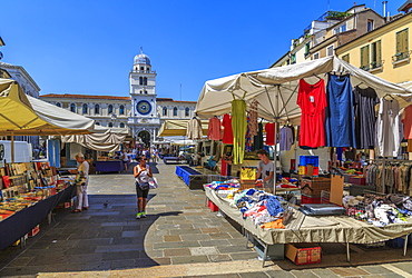 View of Torre Dell'Orologio and Market stalls in Piazza dei Signori, Padua, Veneto, Italy, Europe