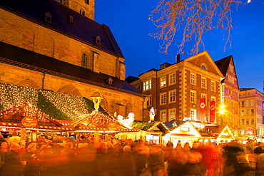 Willy Brandt Platz and Christmas Market, Dortmund, North Rhine-Westphalia, Germany, Europe