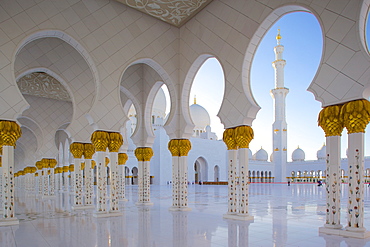 Sheikh Zayed Bin Sultan Al Nahyan Mosque, Abu Dhabi, United Arab Emirates, Middle East 