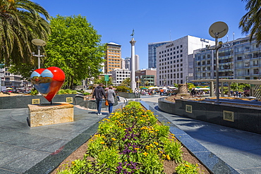 View of buildings and visitors in Union Square, San Francisco, California, United States of America, North America