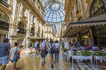 View of the interior of Galleria Vittorio Emanuele II, Milan, Lombardy, Italy, Europe