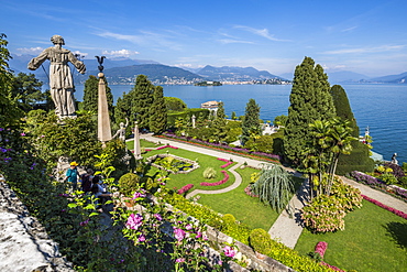 View of lily pond from Floral Fountains, Isola Bella, Borromean Islands, Lake Maggiore, Piedmont, Italian Lakes, Italy, Europe