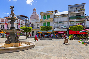 View of Spice Market Square and fountain, Pointe-a-Pitre, Guadeloupe, French Antilles, West Indies, Caribbean, Central America