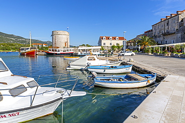 View of small harbour boats and restaurants in Mali Ston, Dubrovnik Riviera, Croatia, Europe