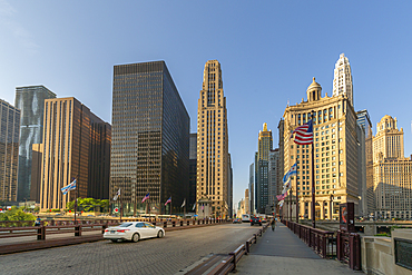 Early morning view of skyscrapers and traffic on DuSable Bridge, Chicago, Illinois, United States of America, North America