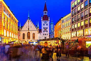 View of Christmas Market in Marienplatz and Old Town Hall at dusk, Munich, Bavaria, Germany, Europe