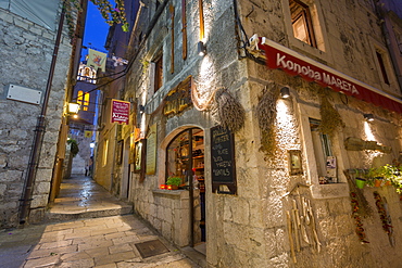 Restaurant in Korcula Town, Korcula, Dalmatia, Croatia, Europe