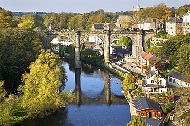 Knaresborough Viaduct and River Nidd in autumn, North Yorkshire, Yorkshire, England, United Kingdom, Europe