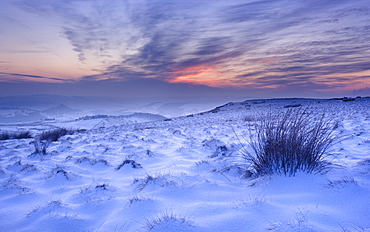 Late sunset on the snow at Hathersage Moor, Derbyshire, England, United Kingdom, Europe