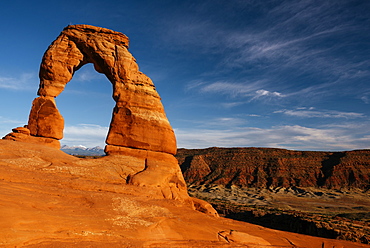 Delicate Arch at dusk, Arches National Park, Utah, United States of America, North America