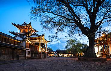 The Three Terraced Pavilion, Shaxi, Yunnan Province, China, Asia