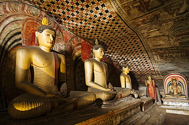 Dambulla Rock Cave Temple, UNESCO World Heritage Site, Central Province, Sri Lanka, Asia