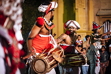 Duruthu Perahera Full Moon Celebrations at Kelaniya Raja Maha Vihara Buddhist Temple, Colombo, Western Province, Sri Lanka, Asia