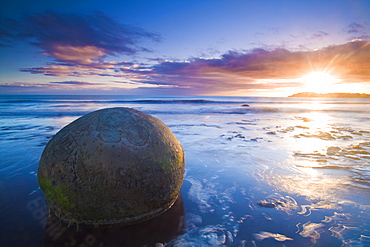 Moeraki Boulders, Otago, South Island, New Zealand, Pacific