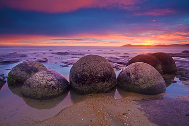 Moeraki Boulders, Otago, South Island, New Zealand, Pacific