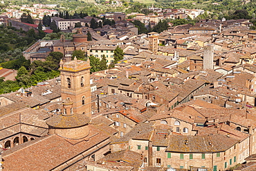 The view over the rooftops of Siena from Torre del Mangia, UNESCO World Heritage Site, Siena, Tuscany, Italy, Europe