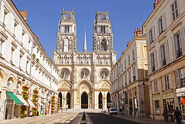 The Cathedrale Sainte Croix d'Orleans (Cathedral of Orleans), Orleans, Loiret, France, Europe