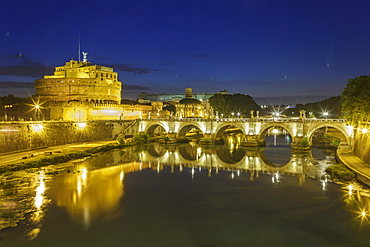 Castel Sant Angelo and Ponte Sant Angelo, UNESCO World Heritage Site, Rome, Lazio, Italy, Europe