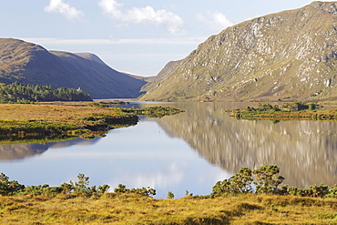 Lough Beagh in Glenveagh National Park, Donegal, Republic of Ireland, Europe