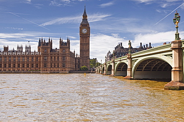 Westminster Bridge and the Houses of Parliament, Westminster, London, England, United Kingdom, Europe