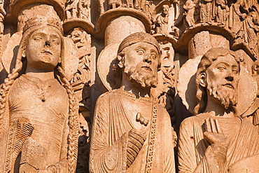 Stone figures adorning the west front of Chartres Cathedral, UNESCO World Heritage Site, Chartres, Eure-et-Loir, Centre, France, Europe