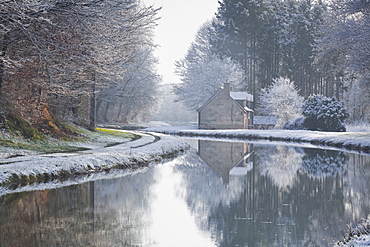 The Canal de Berry after a snow shower, Loir-et-Cher, Centre, France, Europe