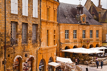 The old town of Sarlat la Caneda, Dordogne, France, Europe